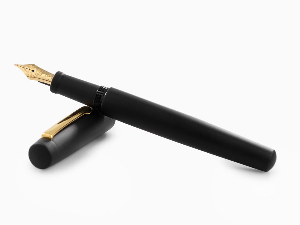 Nakaya Neo-Standard Fountain Pen, Black Hairline, Ebonite