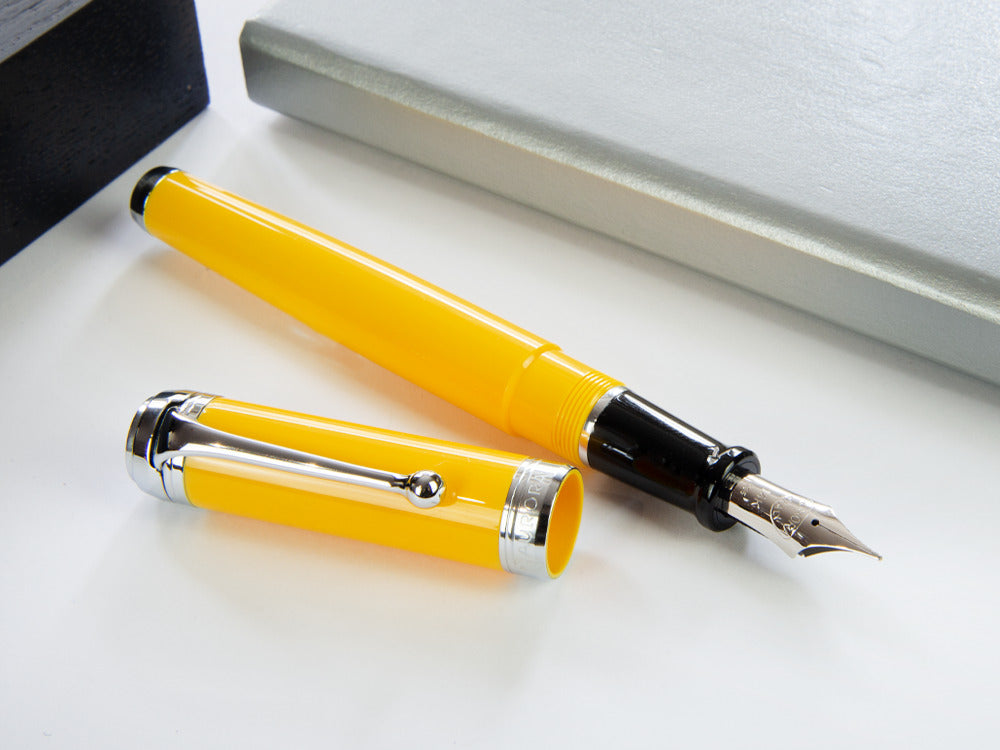 Aurora Talentum Big Fountain Pen - Yellow Resin & Chrome Trims