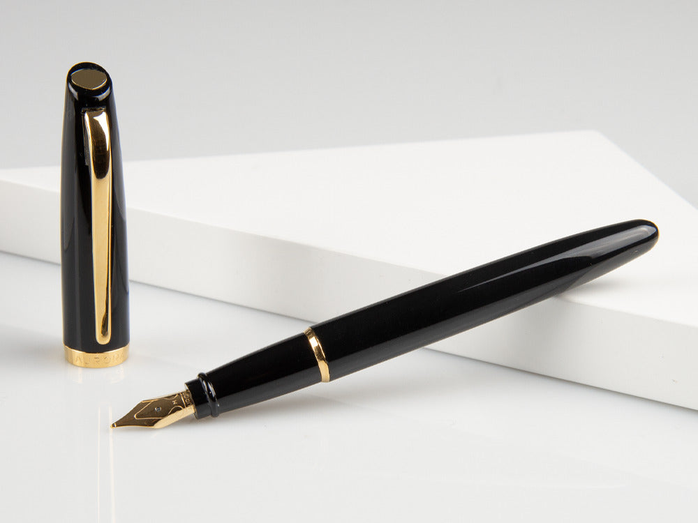 Aurora Style Fountain Pen - Black and Gold-Plated  -  E12DN