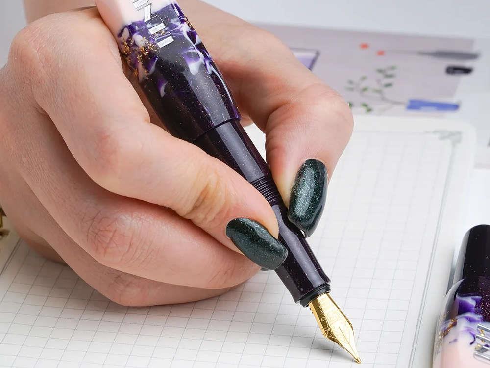 Benu Pixie Plum Cream Fountain Pen, Pink, 24.2.31.6.0