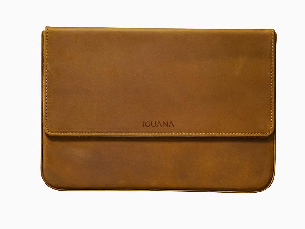 Iguana Pen Case Camel, 12 Writing Items