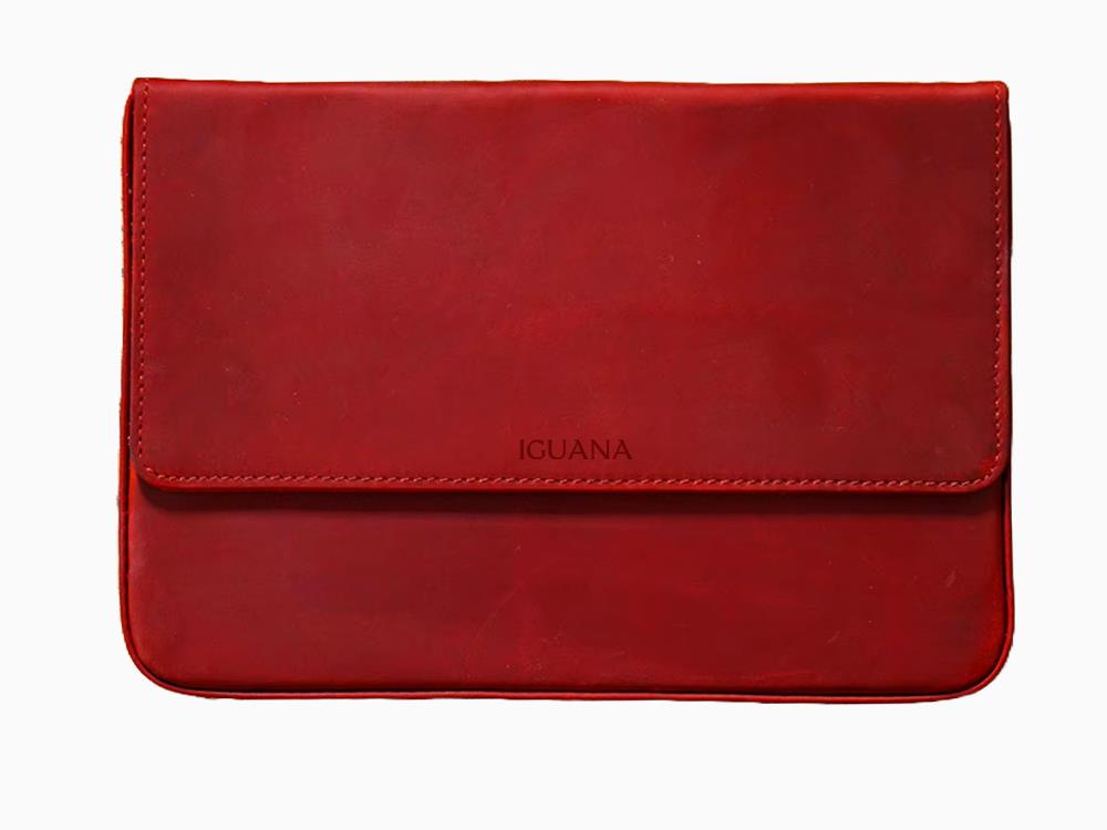 Iguana Pen Case Red, 12 Writing Items