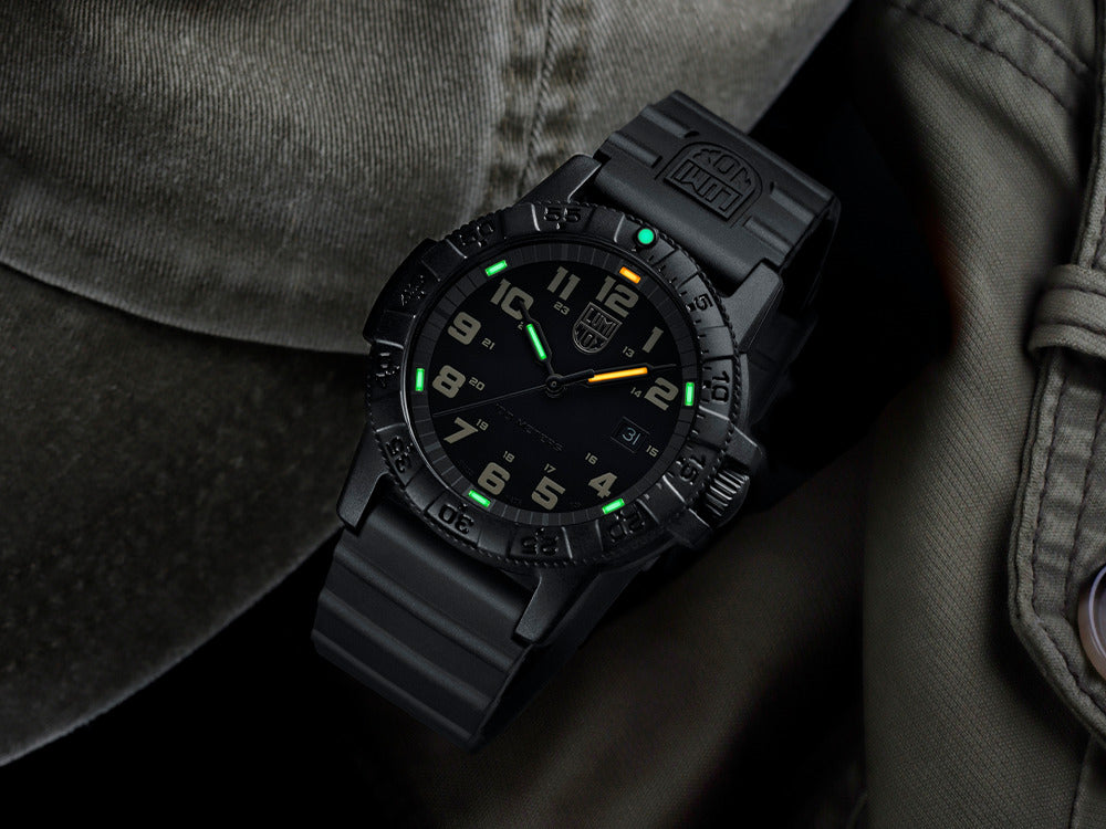 Luminox Leatherback Sea Turtle Quartz Watch, Black, CARBONOX™, 44 mm, XS.0330