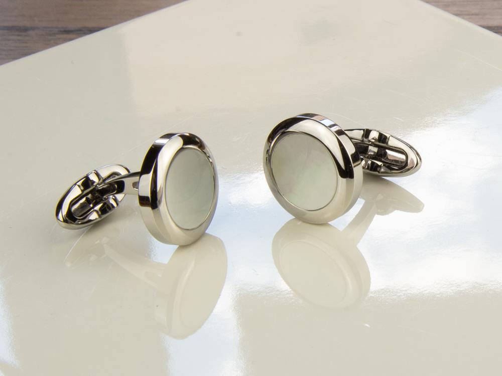 Montegrappa Classico Cufflinks, Stainless steel, White mother of pearl, IDCCCLSW