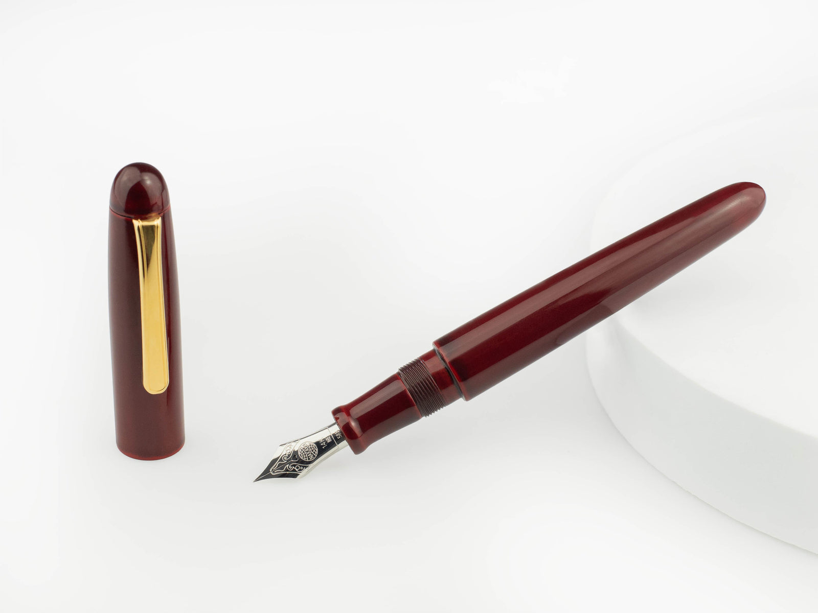 Nakaya Writer Portable Fountain Pen Aka-Tamenuri, Urushi lacquer