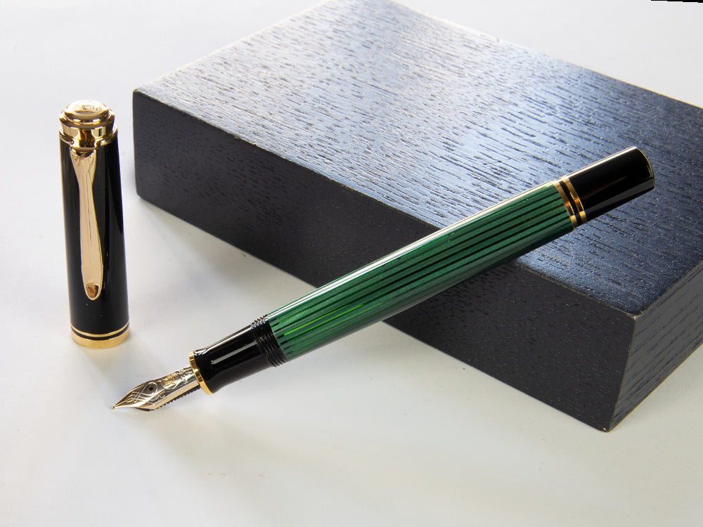 Pelikan Fountain Pen Souverän M400 Black Green, 994863