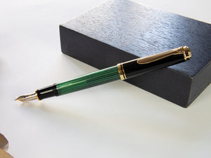 Pelikan Fountain Pen Souverän M400 - Black & Green, 994863