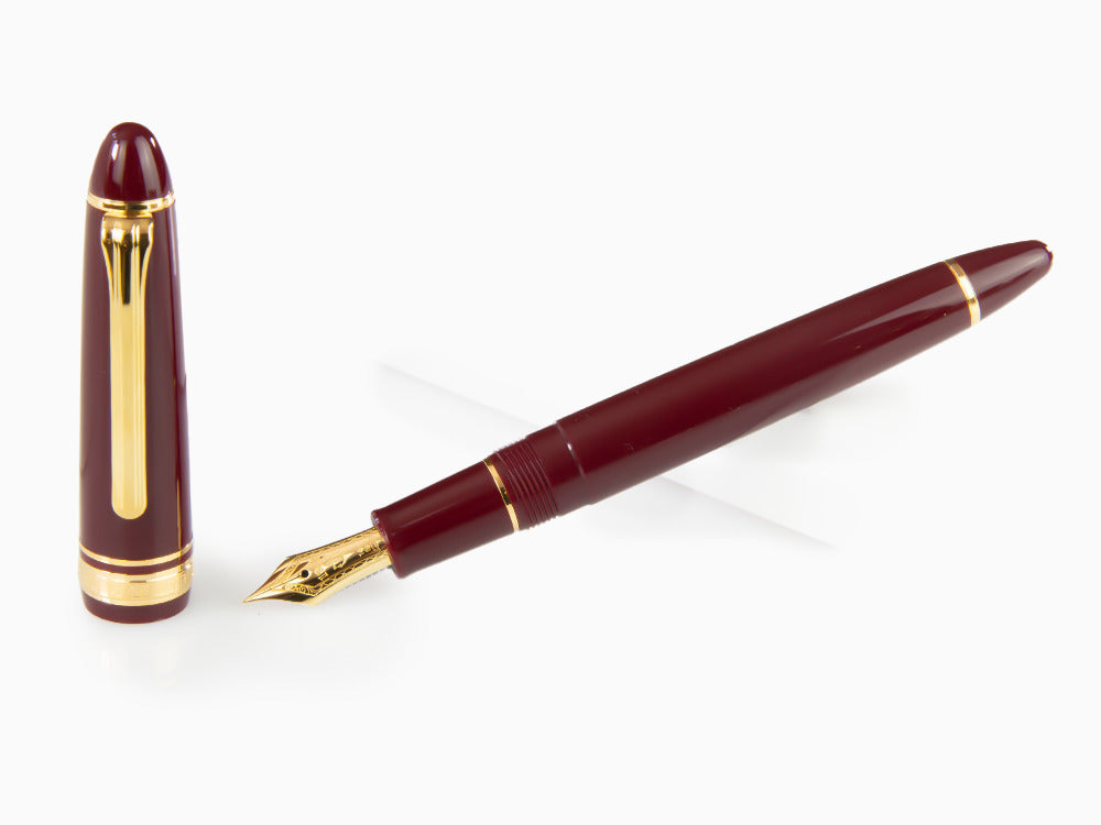 Sailor 1911 Standard Series Fountain Pen, Burgundy, Resin, Gold Trim