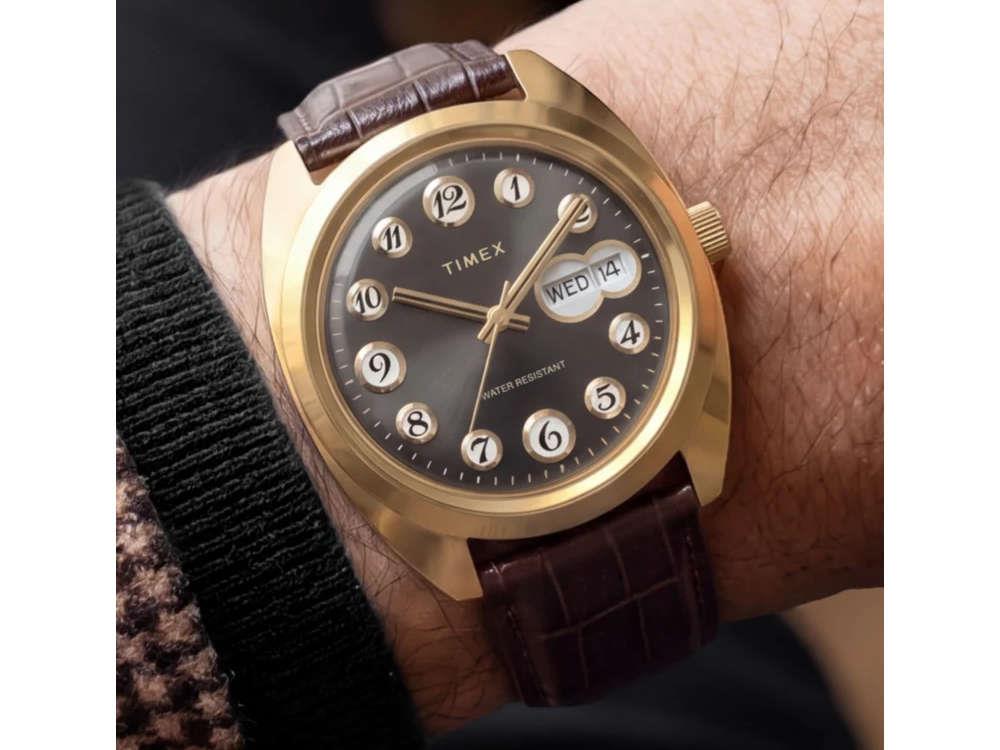 Timex Lab Reissue 1976 Quartz Watch, PVD Gold, Black, 37 mm, TW2Y82100