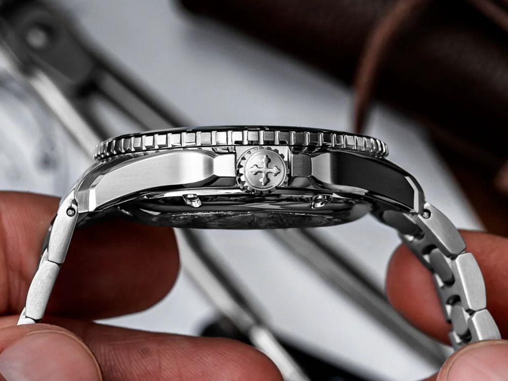 Venezianico Nereide Automatic Watch, 42 mm, Burgundy, 3321513C